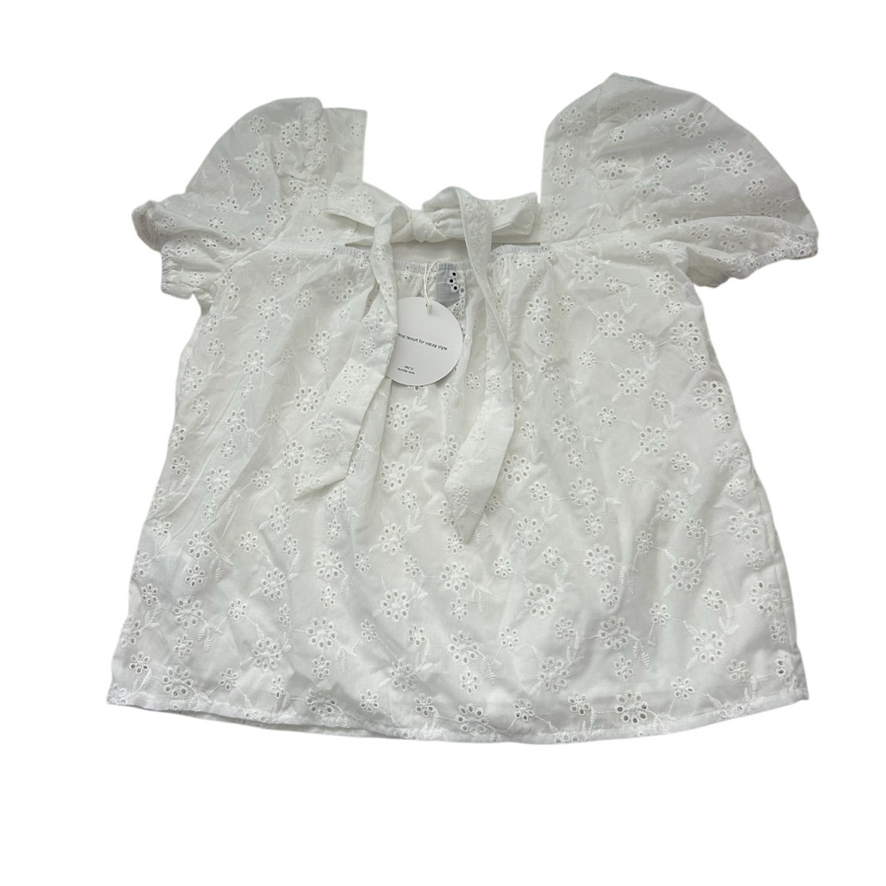 Women’s Eyelet Bow Top